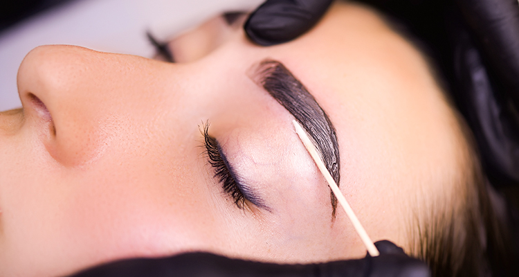 Sobrancelhas e Olhos